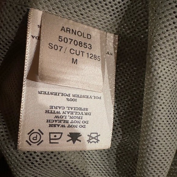 Burberry Men's Classic Beige Trench Coat size M - Picture 16 of 16